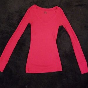 Stretching long sleeve shirt